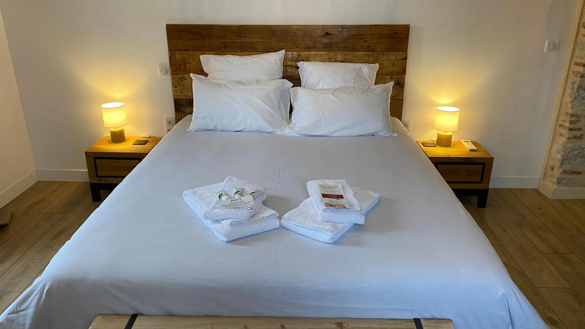 La Bellours Chambre D'Hotes Bed & Breakfast Cahors France